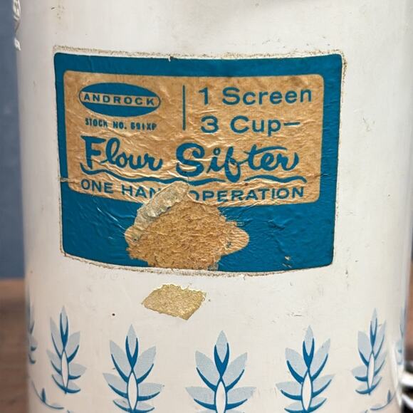 Antique vintage ANDROCK flour sifter one hand operation 1 screen 3 cup kitchen - Picture 5 of 7